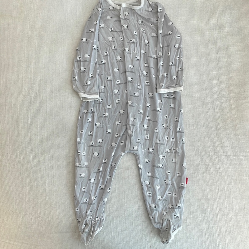 Magnetic Me grey sheep footie. Size 6-9 months.